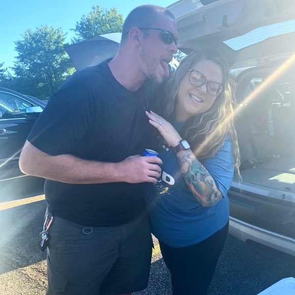 Meet your Posher, Pamela - Picture 1 of 1